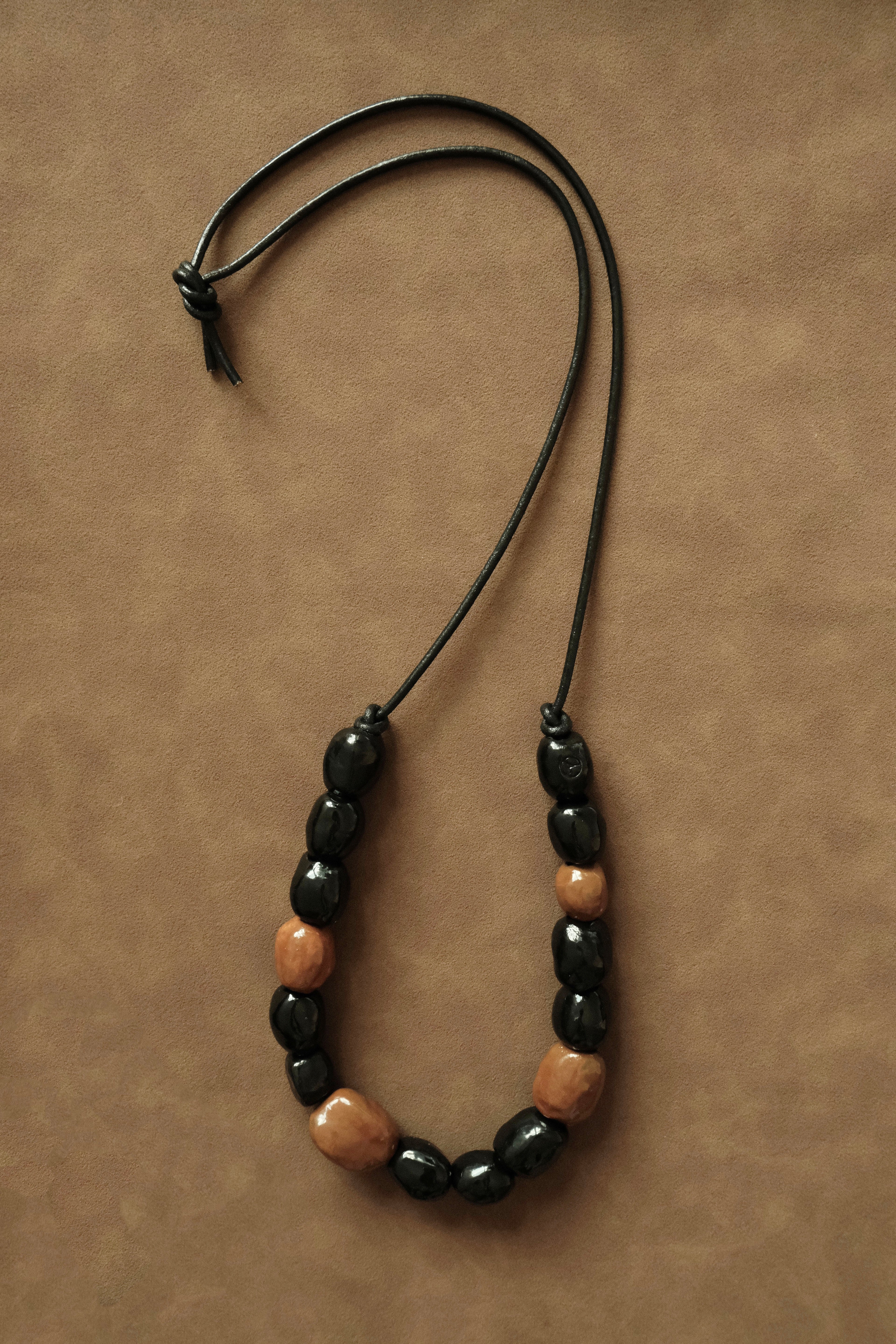 Kalamata_16_Beaded_Tawny-2